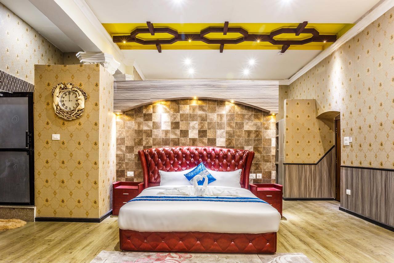 Royal Empire Boutique Hotel Katmandu Dış mekan fotoğraf