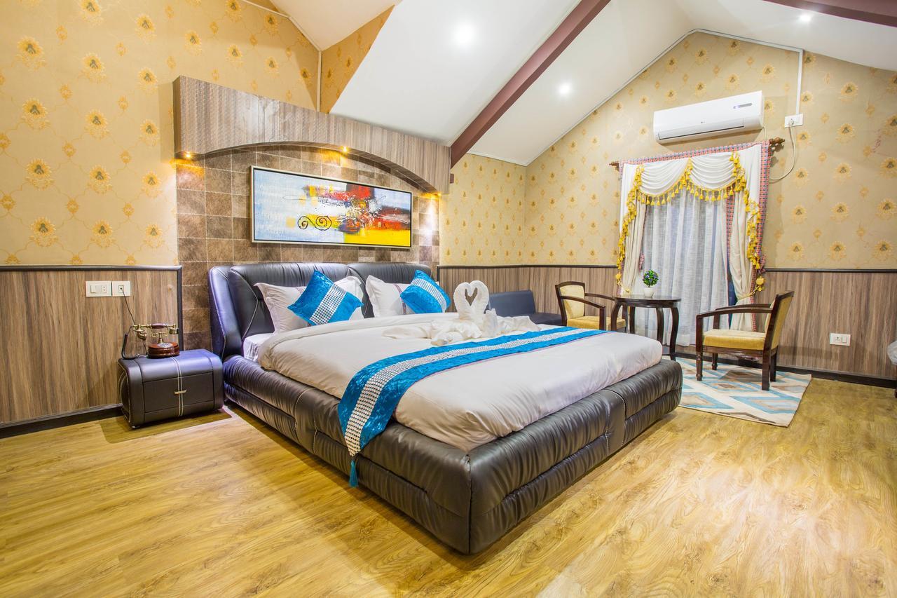 Royal Empire Boutique Hotel Katmandu Dış mekan fotoğraf
