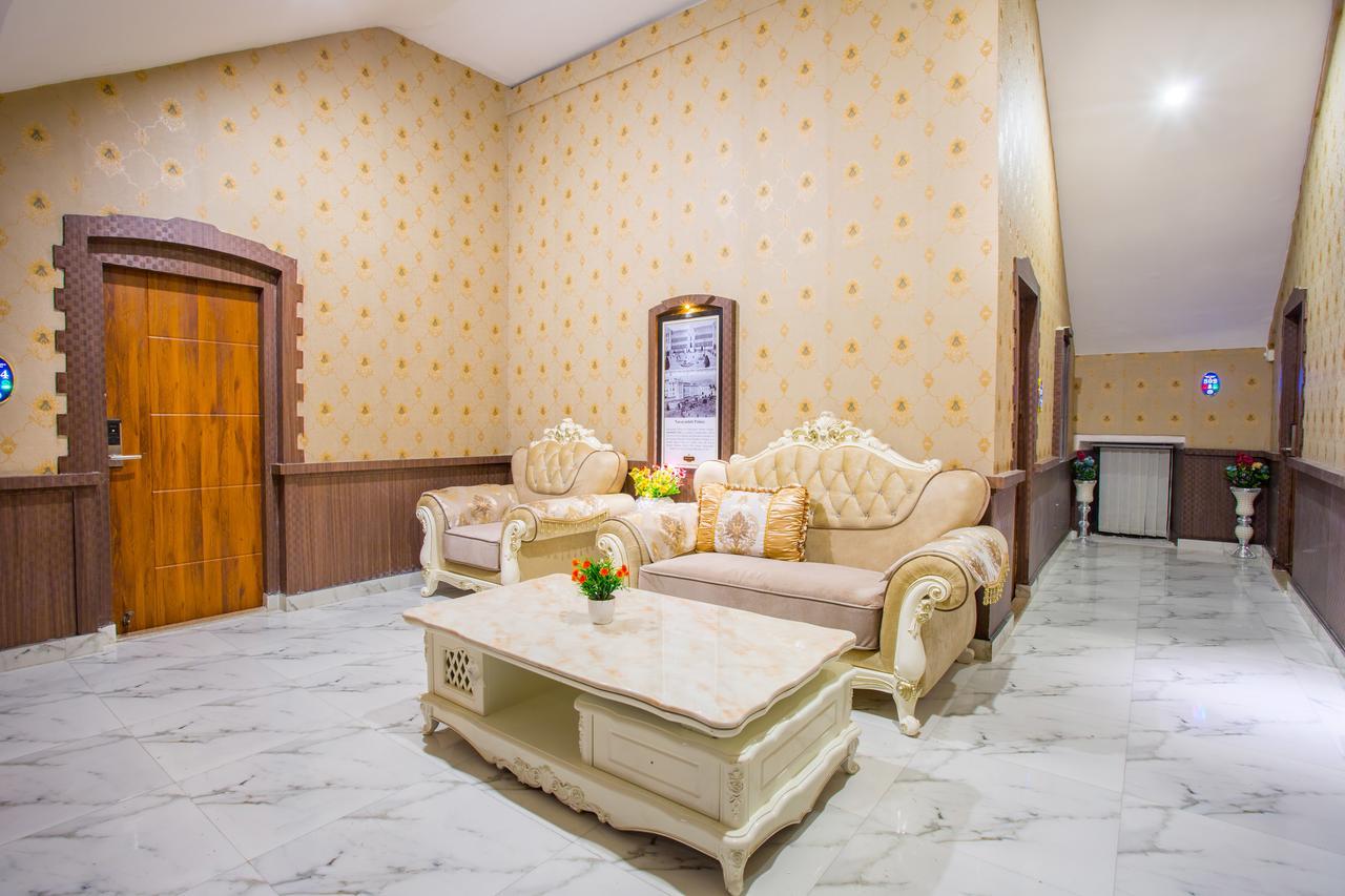Royal Empire Boutique Hotel Katmandu Dış mekan fotoğraf