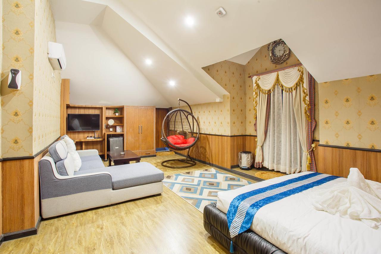 Royal Empire Boutique Hotel Katmandu Dış mekan fotoğraf